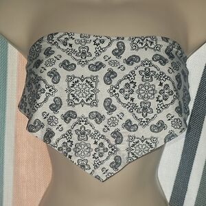 Black & White Bandana Print Strapless Crop Top